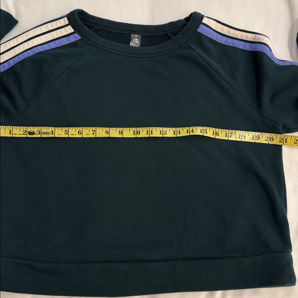 Lou & Grey XS Cropped Sweatshirt Dark Green Blue Stripe Sleeve Pullover LOFT - Picture 8 of 9